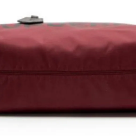 Burberry Logo Tote Bag - Picture 11 of 12